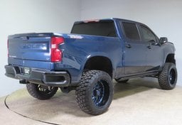 2023 Chevrolet Silverado 1500 - Image 10