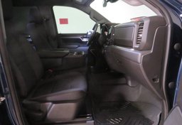 2023 Chevrolet Silverado 1500 - Image 39