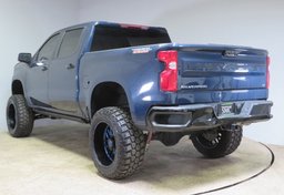 2023 Chevrolet Silverado 1500 - Image 9