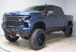 2023 Chevrolet Silverado 1500 - Image 3
