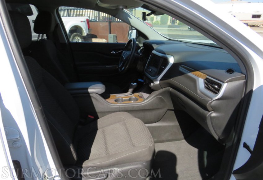 2019 GMC Acadia - Image 25