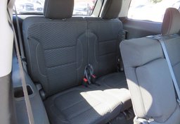 2019 GMC Acadia - Image 33