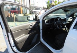 2019 GMC Acadia - Image 20