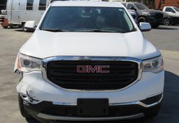2019 GMC Acadia - Image 11