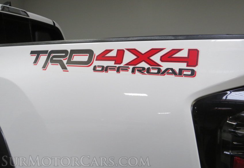 2020 Toyota Tacoma - Image 15