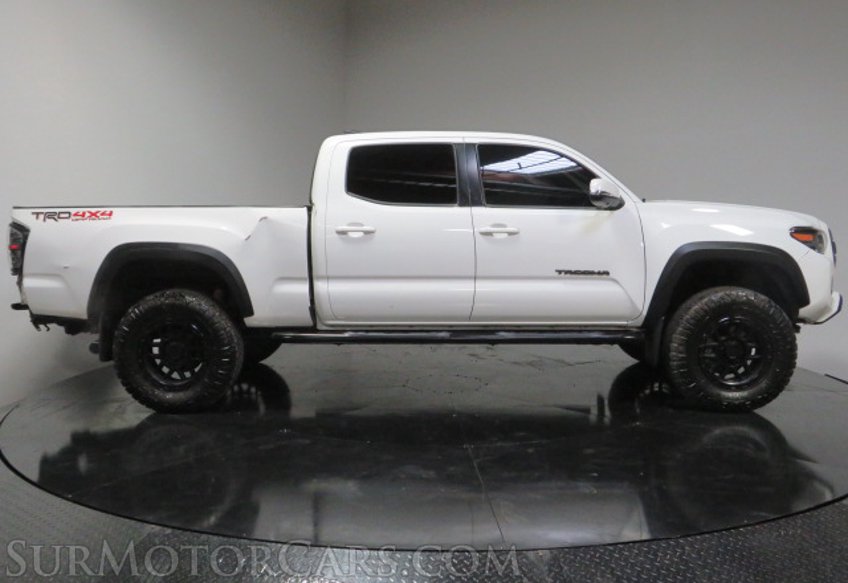 2020 Toyota Tacoma - Image 6