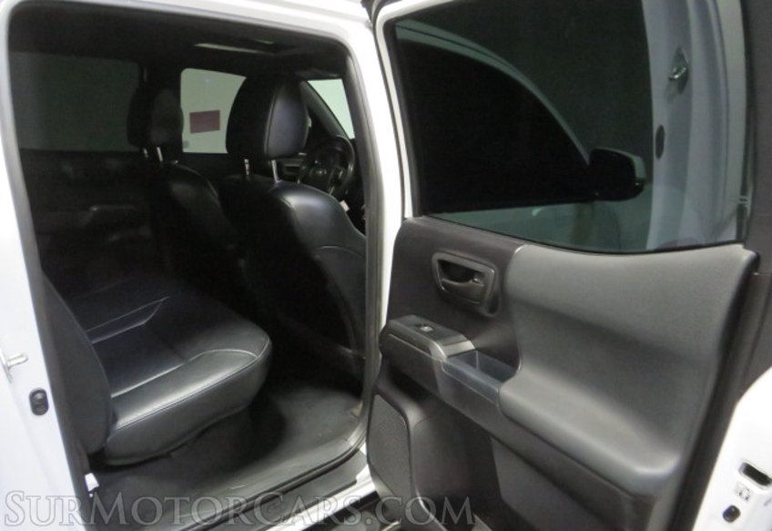 2020 Toyota Tacoma - Image 26