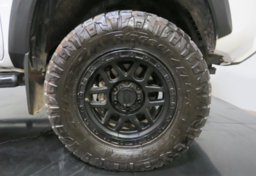 2020 Toyota Tacoma - Image 62