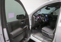 2020 Toyota Tacoma - Image 23