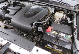 2020 Toyota Tacoma - Image 58