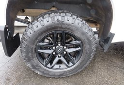 2020 Chevrolet Silverado 1500 - Image 65