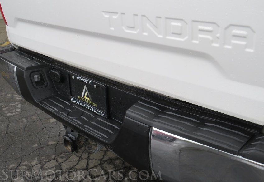2017 Toyota Tundra 4WD - Image 21