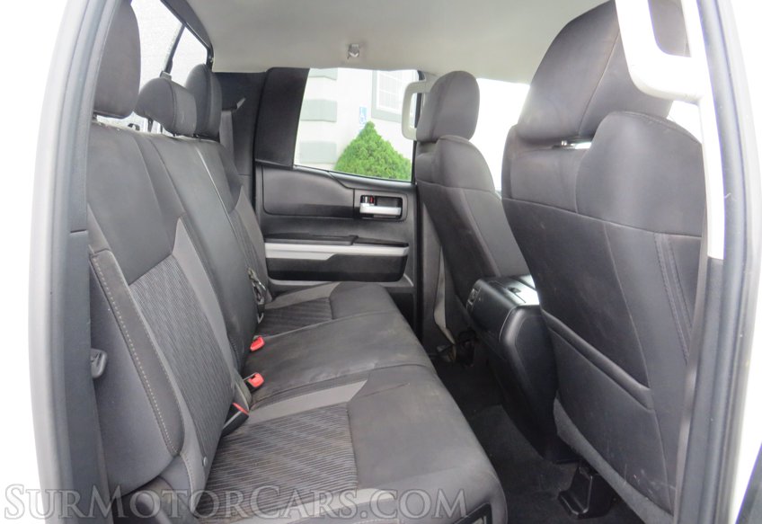 2017 Toyota Tundra 4WD - Image 31