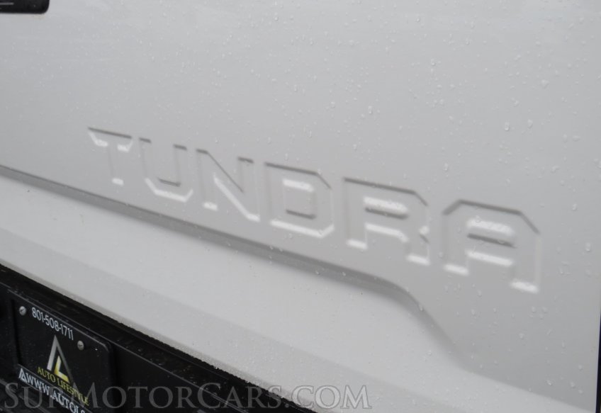 2017 Toyota Tundra 4WD - Image 22