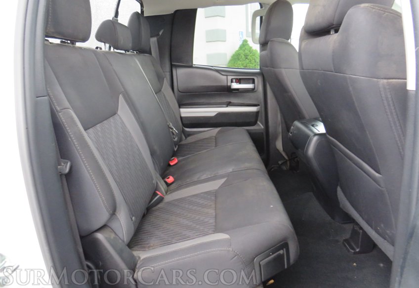 2017 Toyota Tundra 4WD - Image 29