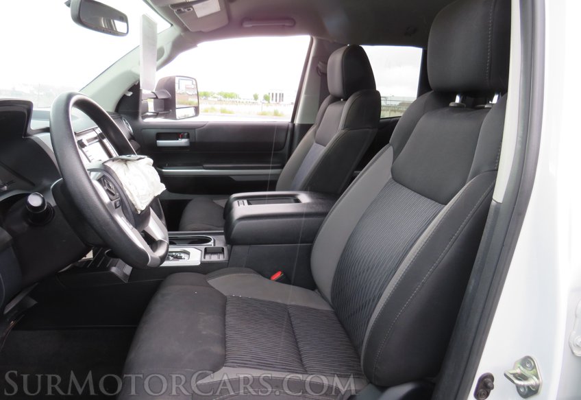 2017 Toyota Tundra 4WD - Image 28