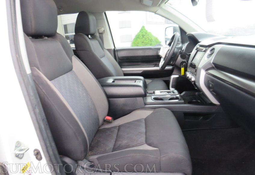 2017 Toyota Tundra 4WD - Image 27