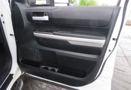 2017 Toyota Tundra 4WD - Image 51