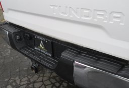 2017 Toyota Tundra 4WD - Image 21