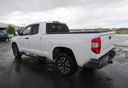 2017 Toyota Tundra 4WD - Image 5