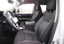 2017 Toyota Tundra 4WD - Image 28