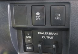 2017 Toyota Tundra 4WD - Image 44