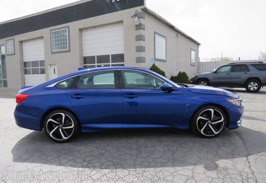 2018 Honda Accord Sedan - Image 9