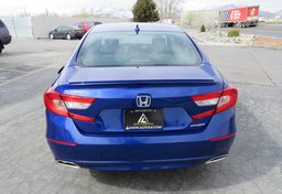 2018 Honda Accord Sedan - Image 12
