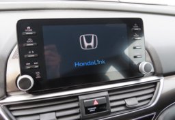 2018 Honda Accord Sedan - Image 35