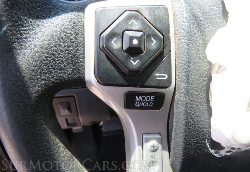 2015 Toyota Tundra 4WD Truck - Image 35