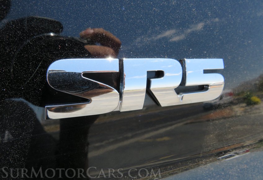 2015 Toyota Tundra 4WD Truck - Image 23