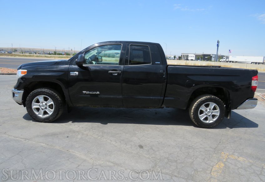 2015 Toyota Tundra 4WD Truck - Image 9