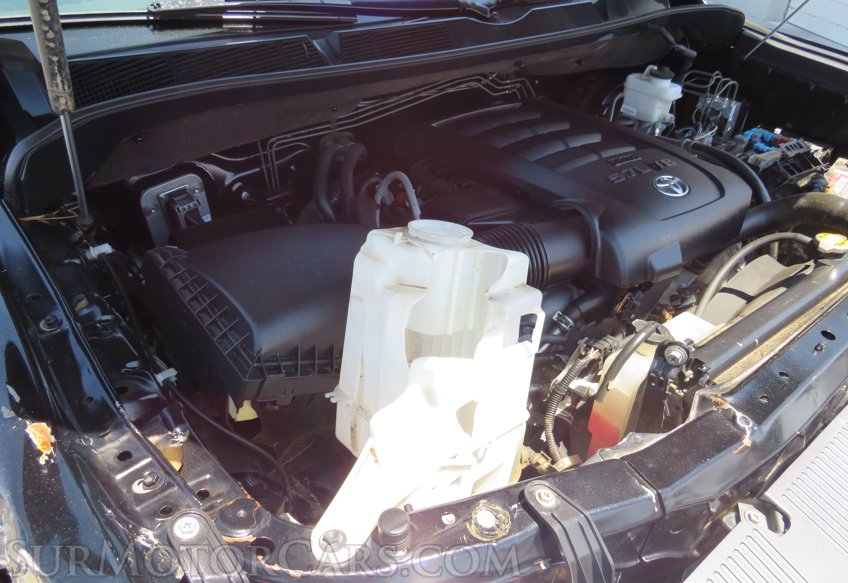 2015 Toyota Tundra 4WD Truck - Image 54