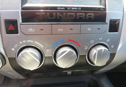 2015 Toyota Tundra 4WD Truck - Image 47