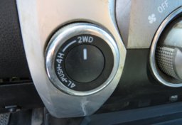 2015 Toyota Tundra 4WD Truck - Image 42