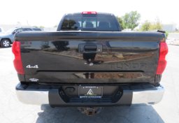 2015 Toyota Tundra 4WD Truck - Image 11