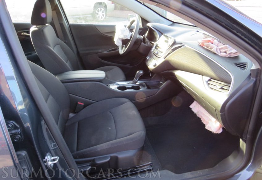 2020 Chevrolet Malibu - Image 26