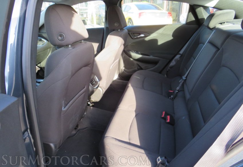 2020 Chevrolet Malibu - Image 29