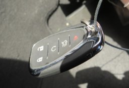 2020 Chevrolet Malibu - Image 35