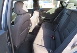 2020 Chevrolet Malibu - Image 29