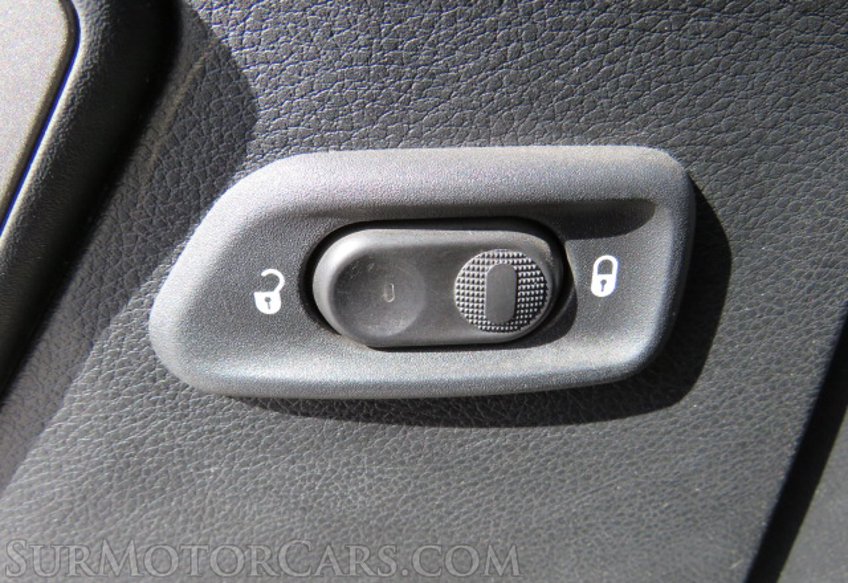 2017 Jeep Wrangler - Image 33