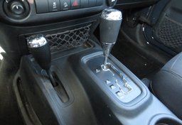 2017 Jeep Wrangler - Image 37