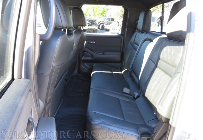 2022 Nissan Frontier - Image 30