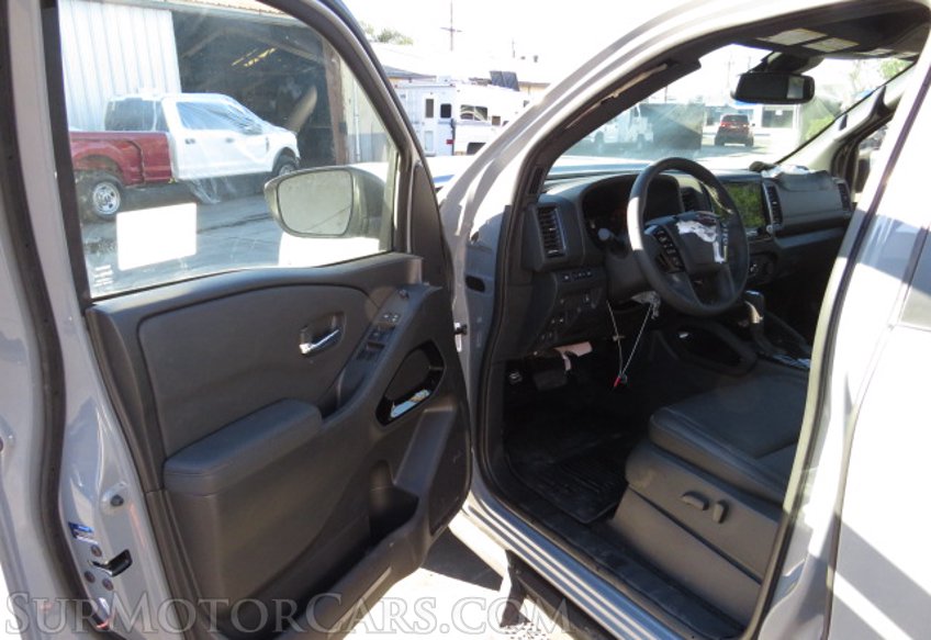 2022 Nissan Frontier - Image 22