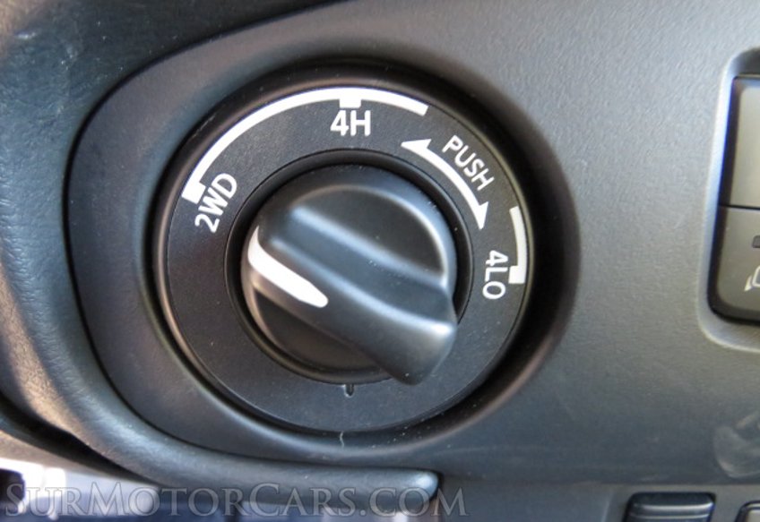 2022 Nissan Frontier - Image 40