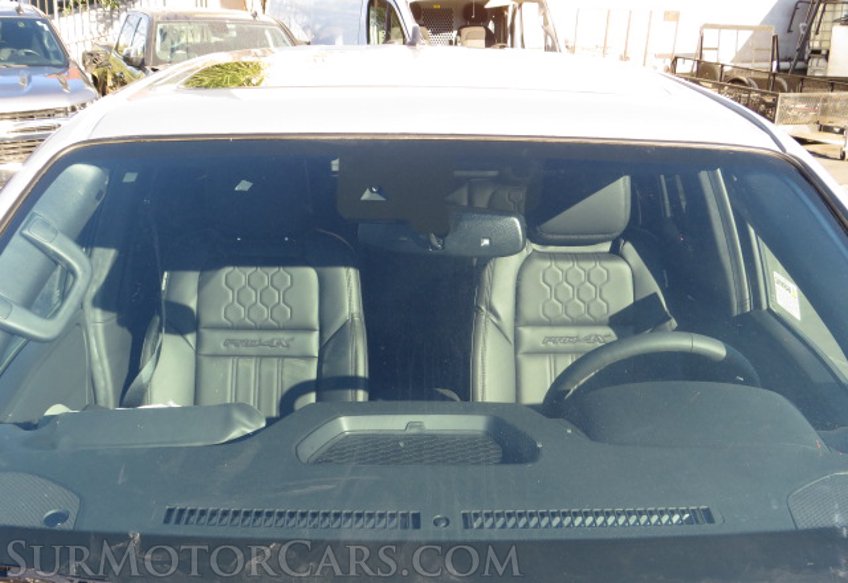 2022 Nissan Frontier - Image 13