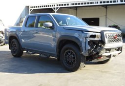 2022 Nissan Frontier - Image 4