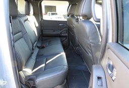 2022 Nissan Frontier - Image 31