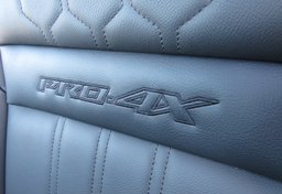 2022 Nissan Frontier - Image 34