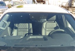 2022 Nissan Frontier - Image 13